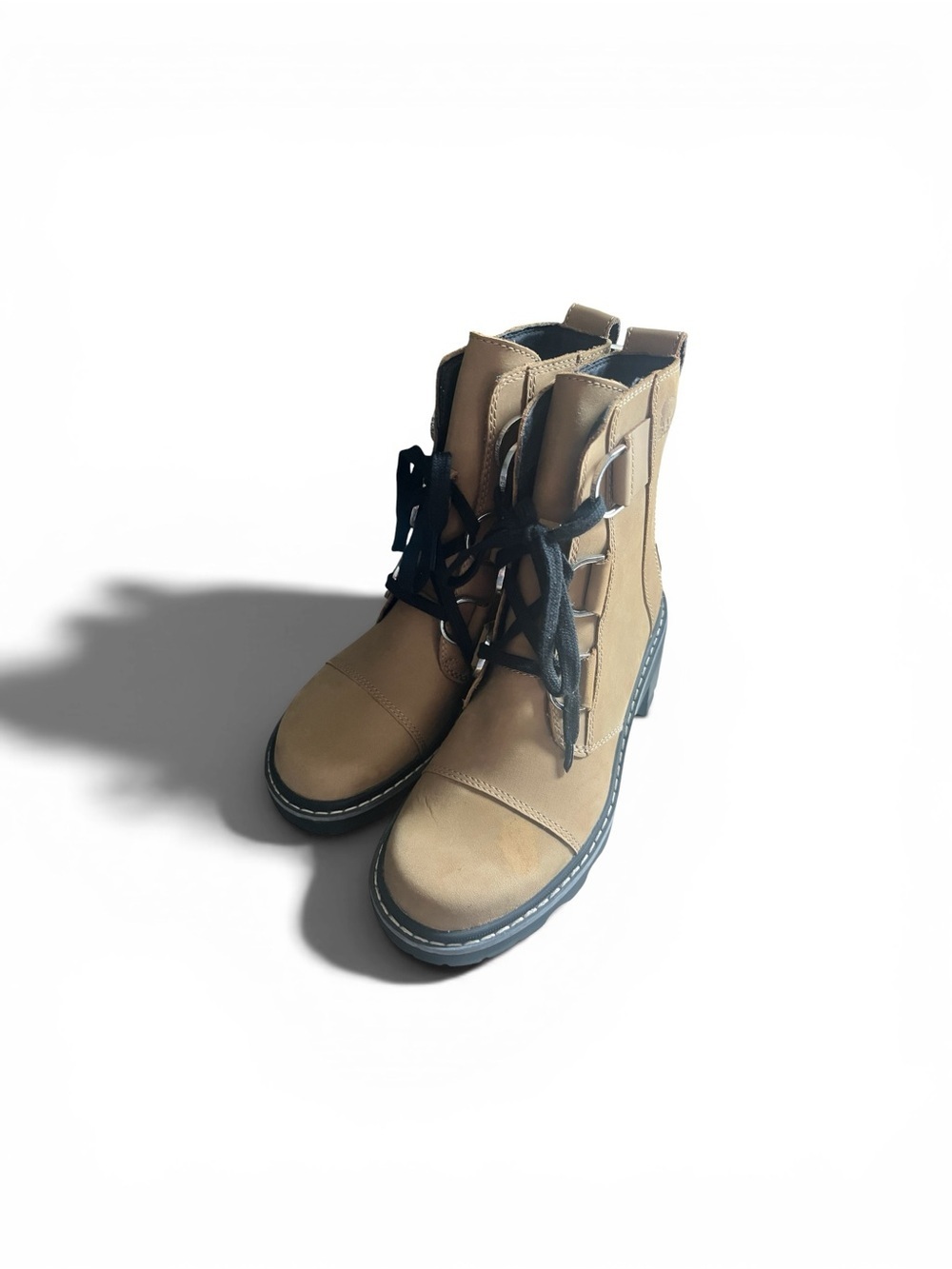 SOREL Joan Now Lace Boots -Size 5- NWT Minor Flaw